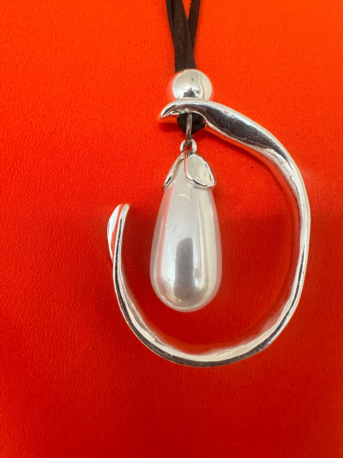 Attitudes of Pearls Necklace
